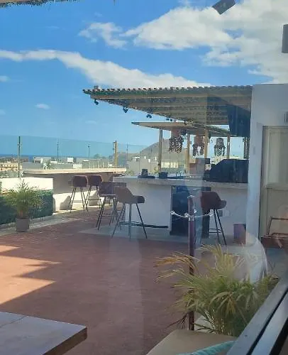 Apartahotel Elegant In An Upscale Building 4*