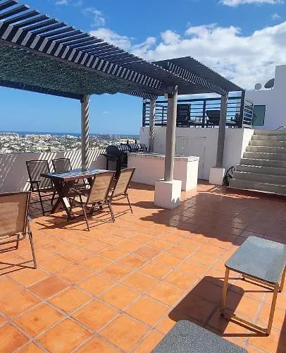 Elegant In An Upscale Building Apartahotel 4*