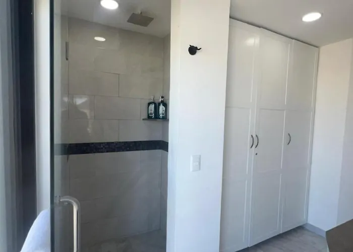 Apartahotel Elegant In An Upscale Building 4*