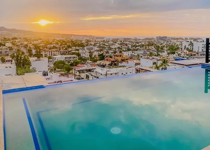Elegant In An Upscale Building Apartahotel 4*
