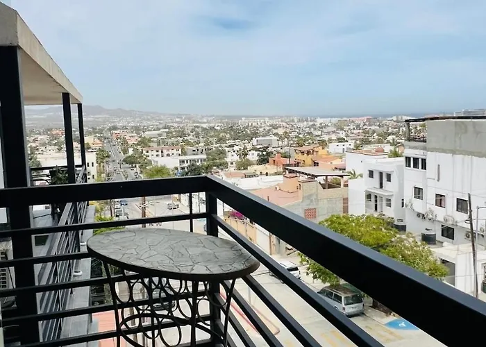 Apartahotel Elegant In An Upscale Building 4*
